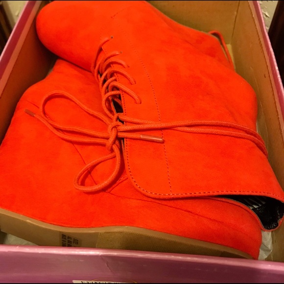 Shoes - Picture 7 of 7